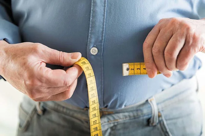 5 علامت که نشان می دهد شما در معرض چاقی هستید