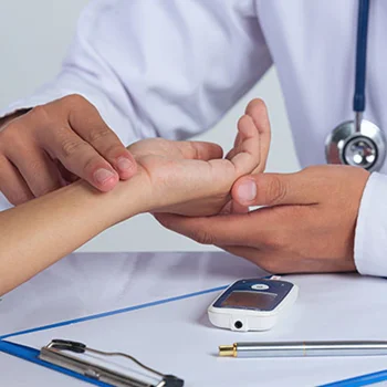 ویزیت بیماران