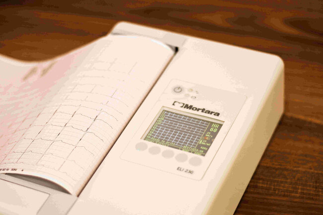 نوار قلب در کلینیک ما